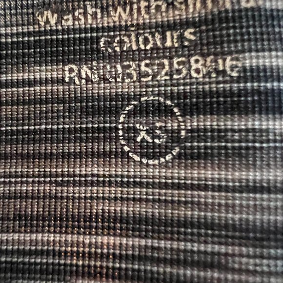 Sweaty Betty workout tanks bundle of 2 - Picture 12 of 13